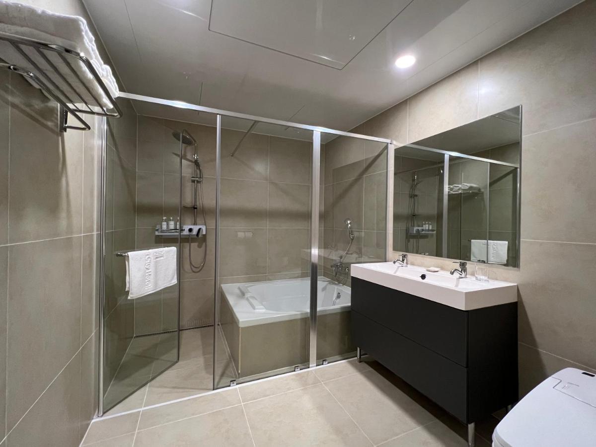 Jinhae Intercity Hotel تَنوان المظهر الخارجي الصورة